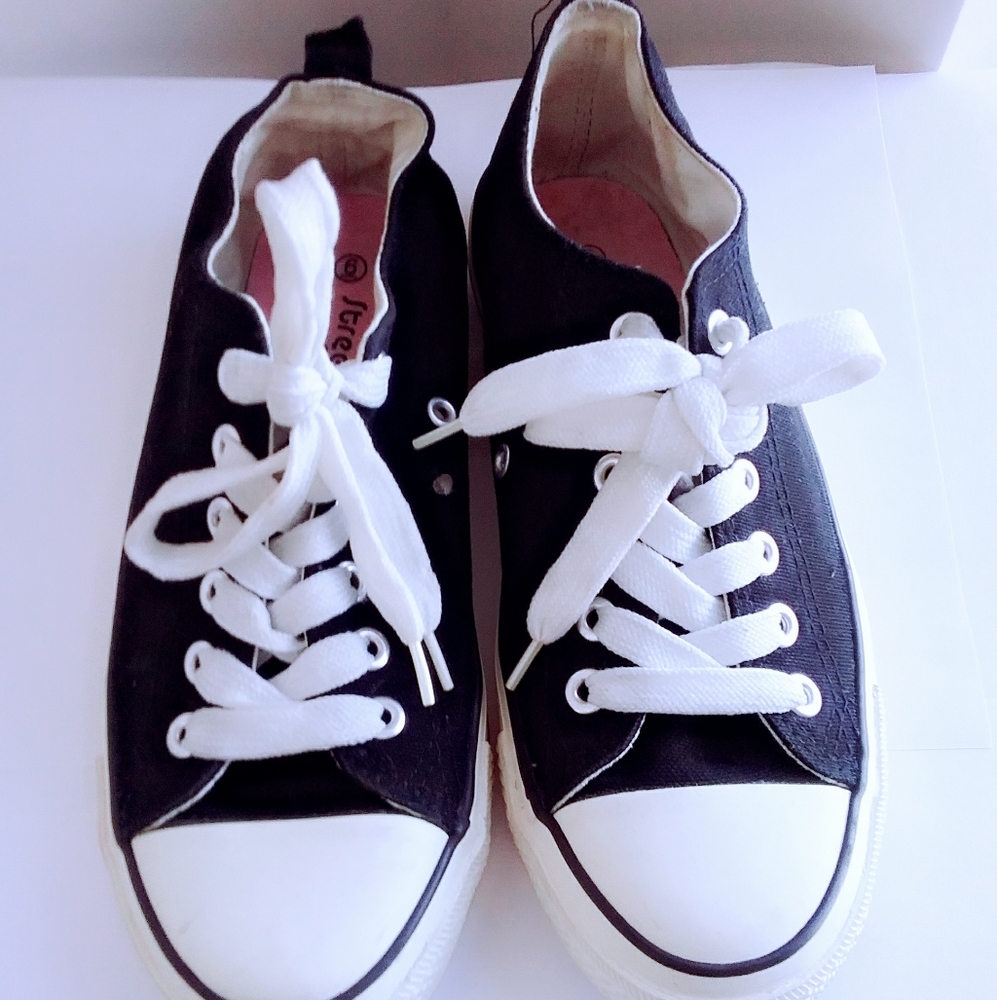 !Sale! Black and White Women Sneakers